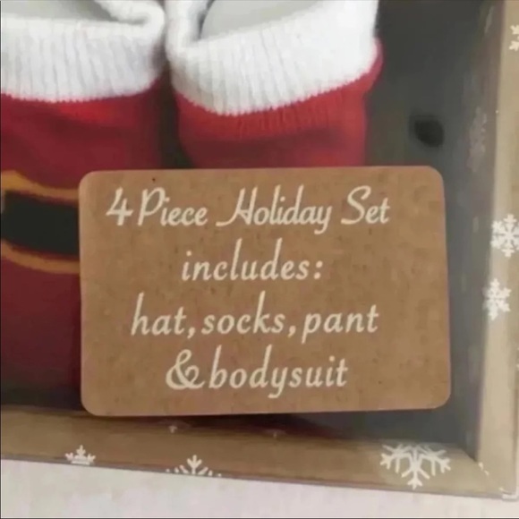 (NWT) Santa “My 1st Christmas” 4 Piece Baby Holiday Set, 0-6 Months - Picture 2 of 8